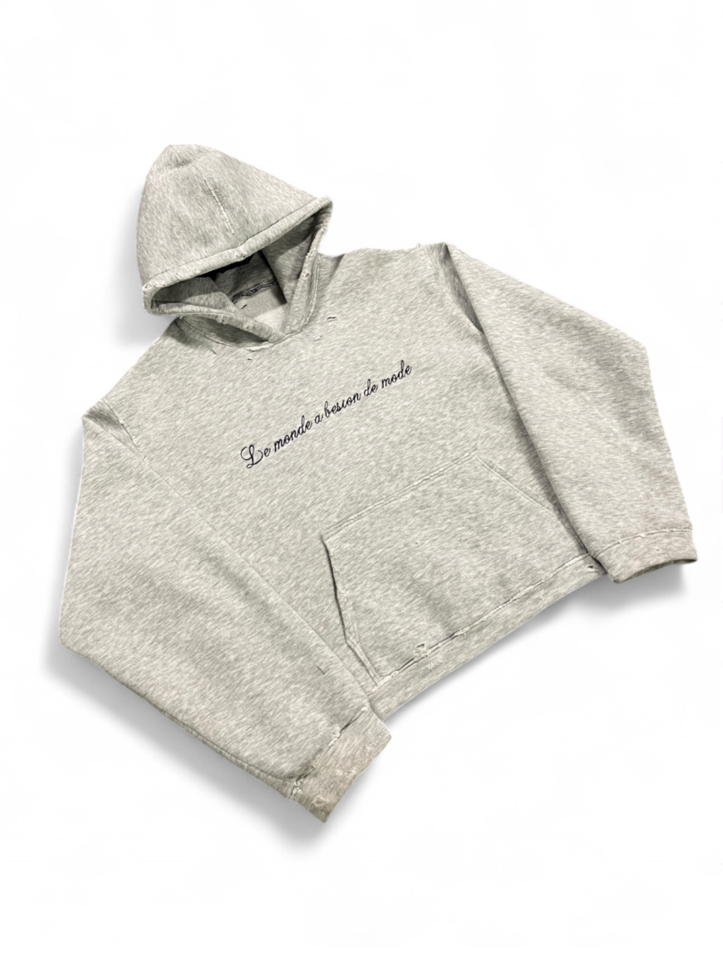 DISTRESSED HOODIE IN GREY