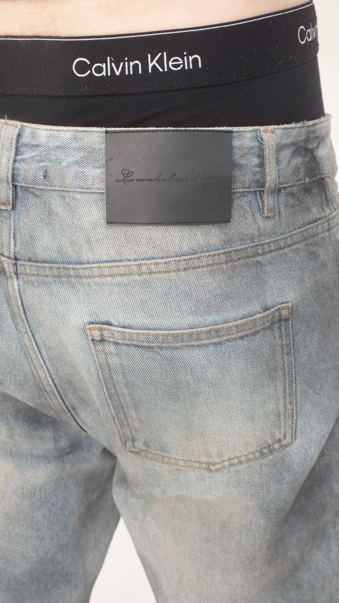 MUD WASH FLARED DENIM