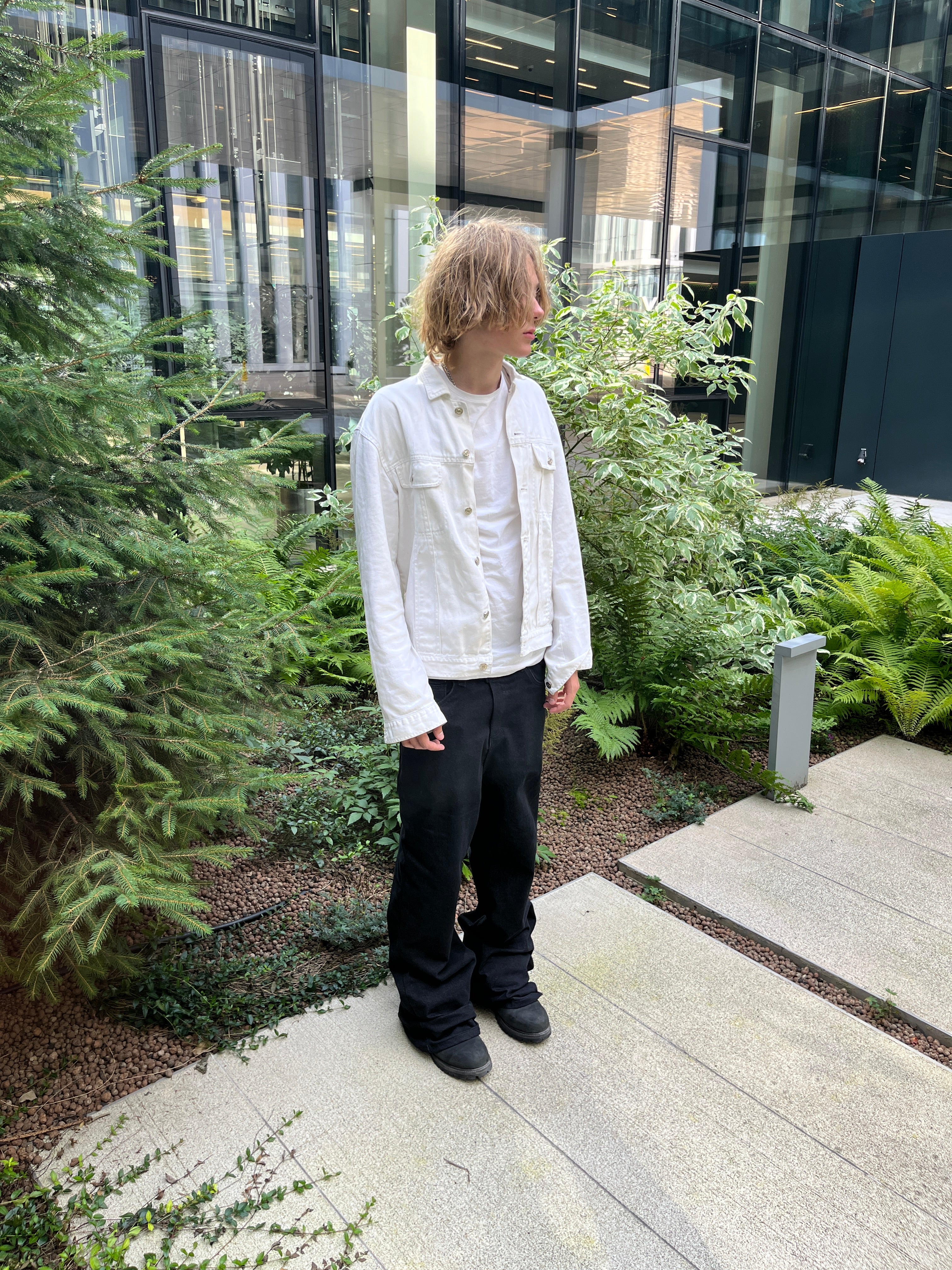 LOST TAPE FLARED DENIM